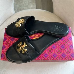 Pre-owned Tory Burch Everly Slide Sandals - Calf Leather with GOLD Logo